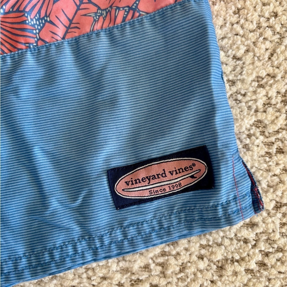 Vineyard Vines, Boys' Printed Chappy Swim Trunks, Size Large - Picture 3 of 6